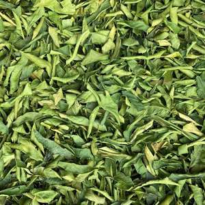 ใบมะนาวแห้งทั้งใบ วัตถุดิบจากผลไม้ตระกูลส้มธรรมชาติ สำหรับปรุงรสน้ำซุป ซอส และการใช้งานในอาหารแบบดั้งเดิม นำเข้าจากเวียดนาม - Product Image 2