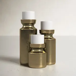 Juego de portavelas cónico de Metal dorado, decoración moderna para el hogar, candelabros con acento para sala de estar, soportes de regalo - Product Image 1