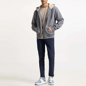 Sweat à capuche zippé pour homme de qualité supérieure, en tissu polaire uni, séchage rapide et avec poche, en vente en ligne - Product Image 2