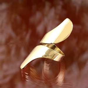 Unique Design Minimalist Wave <b>Ring</b> Boho Brass <b>Ring</b> for Women 18k Gold Plated Curved <b>Statement</b> Jewelry for Wholesale/OEM/ODM - Product Image 2