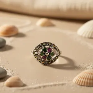 Anillo Romántico de Plata 925 con Baño de Rodio e Incrustaciones de Piedras Naturales - Product Image 2