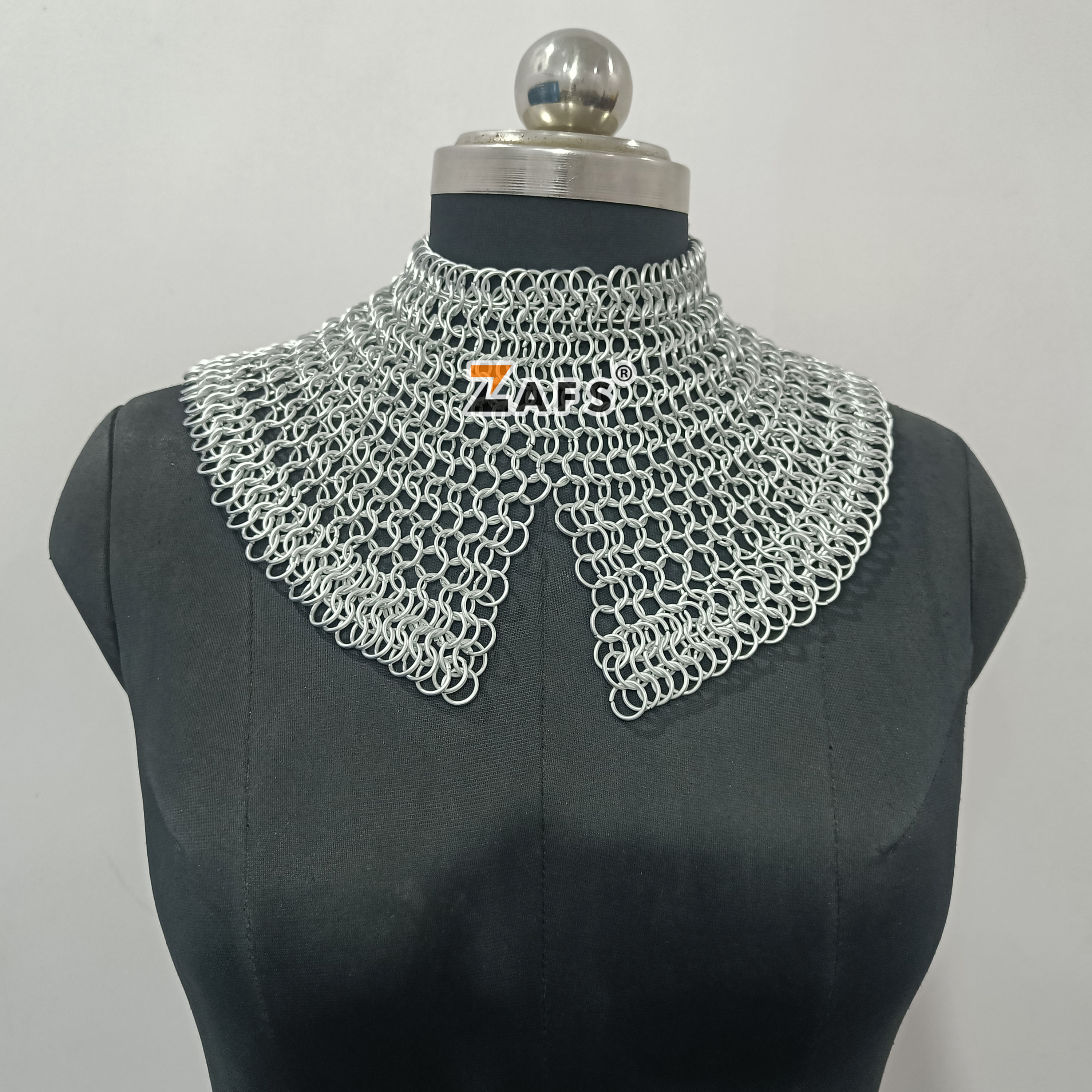 เงิน anodized