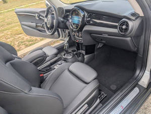 ใช้2024 MI-NI Har-dtop 2 Door Co-op-Er S - Product Image 2