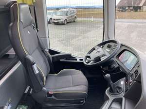 Autobús de Lujo USADO TOURISMO 2019-2025, 470 45 PLAZAS, 6X4, EURO 6, Diésel, 428 CV, con Transmisión Automática - Product Image 4