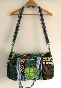 Bolsa de Viaje de Fin de Semana de Lujo Hecha a Mano, Verde Acolchada, Gran Capacidad, Duradera, de Algodón, para Gimnasio - Product Image 2