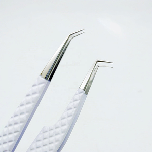 Pinzas de extensión de pestañas de 3 piezas con estilo, juego de regalo, pinzas de acero inoxidable recubiertas de polvo blanco con espejo para pestañas - Product Image 1