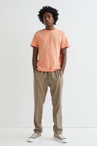 T-Shirt en coton léger de qualité supérieure, coupe classique - Product Image 3