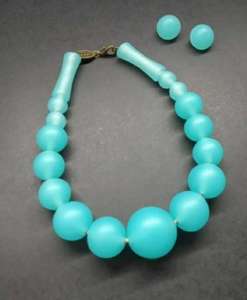 Nouveau Style coloré déclaration collier créatif coloré résine collier de perles à la mode résine Chokers collier pour les filles - Product Image 1