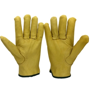 Guantes de conducción para hombre hechos a mano con diseño de Palma antideslizante para un control de dirección superior y comodidad duradera durante los paseos diarios - Product Image 1