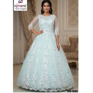 Vestido de Fiesta Largo de Organza Bordado Elegante Ajmera, Cuello Redondo, Manga Tres Cuartos, Diseño Floral - Product Image 1