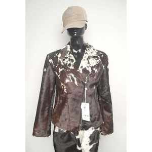 Chaqueta de Cuero Vacuno con Logotipo Personalizable para Mujer, Abrigo de Invierno de Piel de Cordero y Poliuretano con Relleno de Poliéster para Otoño - Product Image 2