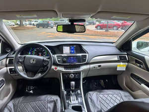 Honda Accord Plug-in LHD d'occasion 2014 - Product Image 4