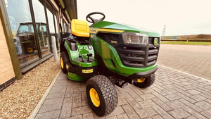 Cortadora de Césped John Deere X350R/X147R Económica, de Gasolina, de Alta Calidad, con 3 Años de Garantía, para el Cuidado de Céspedes Grandes - Product Image 3