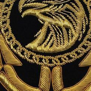 2025, venta al por mayor, insignia de alambre de lingotes personalizada, parches bordados con logotipo de diseño grande hechos a mano en Pakistán - Product Image 4