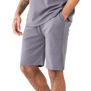 Ensemble deux pièces de t-shirts et shorts en coton respirant pour hommes nouvelle arrivée vêtements d'extérieur décontractés de rue d'été aux prix de gros - Product Image 5