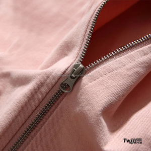 เสื้อแจ็คเก็ตมอเตอร์ไซค์ผ้าแคนวาสทรงทันสมัยสำหรับผู้ชาย OEM Twillsports ผลิตจากผ้าฝ้ายออร์แกนิค 100% กันลม ระบายอากาศได้ดี ปิดด้วยซิป พร้อมโลโก้แบบกำหนดเอง - Product Image 6