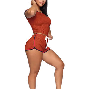 Ensemble haut court et short d'été pour femmes de grande taille Motif sexy Demi-manches T-Shirts Tenue décontractée deux pièces - Product Image 4