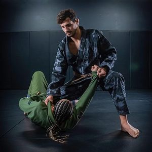 Haute qualité personnalisé IBJJF approuvé professionnel léger Judo Gi Kimono Jiu Jitsu brésilien Jiu Jitsu Arts martiaux - Product Image 5