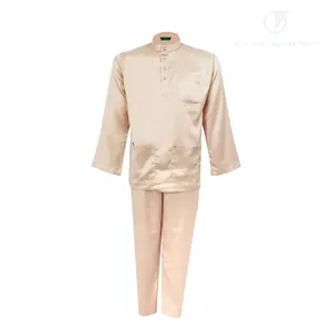Factory Supplier Baju Melayu Cekak Musang Suit Traditional Relaxed Fit Round Neckline with Chest Pocket and Two Side Pockets