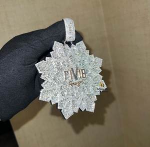 Colgante de Hip Hop Unisex de Plata de Ley 925 con corte de Baguette redondo VVS Moissanite diamantes carta personalizada busto encanto para fiestas - Product Image 2