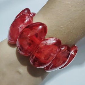 กำไลลูกปัดเรซินแบบยืดได้พร้อมเรซินมีหลายสีจากอินเดียโดย J H - Product Image 6