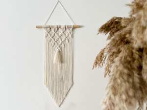 Tenture murale en macramé, fait à la main, design moderne, tailles personnalisables, forme unique pour décoration murale et miroir - Product Image 6