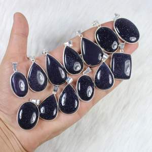 จี้หินทรายสีฟ้าที่น่าทึ่งจี้ชุบเงินสเตอร์ลิงจี้คริสตัลสร้อยคอจี้ซันสโตน - Product Image 1