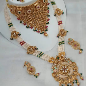 JOYERÍA DE COBRE TRADICIONAL Y DE MODA INDIA CONJUNTO DE JOYERÍA DE BODA NOVIA PARA MUJER CONJUNTO DE PENDIENTES Y COLLAR - Product Image 1