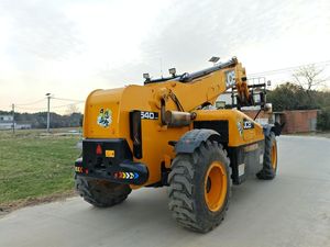 Manipulador telescópico de alto alcance JCB 540 4WD de uso competitivo, cargador giratorio de capacidad de 4 toneladas con carretilla elevadora de 17 metros - Product Image 4