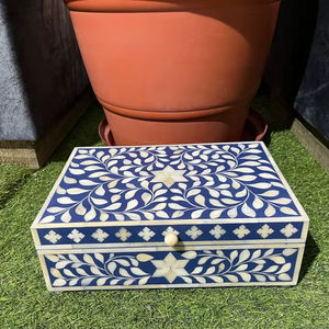 Caja de Joyería Decorativa de Lujo Moderna con Incrustaciones de Hueso Hechas a Mano, Cajas Organizadoras de Color Marfil y Dorado para Decoración del Hogar (Juego de 2) - Product Image 1