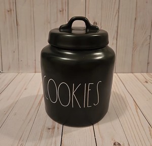 Heart Print Ceramic <b>Storage</b> Jar With Lid Airtight Food Safe Container Durable Kitchen Organizer Cute Countertop <b>Storage</b> - Product Image 4