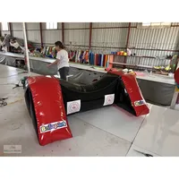 Grand jeu de fléchettes gonflable commercial d'extérieur 3x2.50x1.50m, cible géante de fléchettes géantes, équipement d'amusement pour festivals