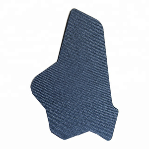 Patchs en caoutchouc PVC 3D personnalisés avec fermeture auto-agrippante, formes de fleurs et de rectangles pour vêtements et chapeaux - Product Image 3