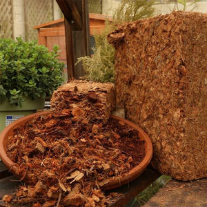 Copeaux de coque de noix de coco 10C 5kg |   Milieu de culture naturel pour orchidées |   Copeaux de coco lavés à faible teneur en EC pour l'hydroponie et le mélange de terreau - Product Image 4