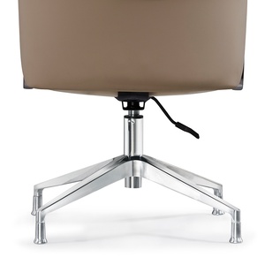 Chaise de bureau exécutive ergonomique en cuir au design moderne, hauteur réglable, accoudoirs fixes, pieds en acier inoxydable, soutien du dos moyen - Product Image 5