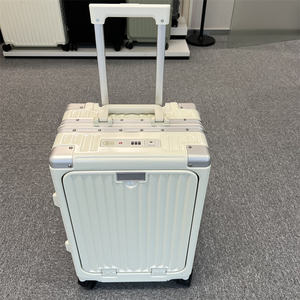 2024กระเป๋าเดินทางล้อลากโครงอลูมิเนียม + กระเป๋าใส่แล็ปท็อปพร้อมช่องชาร์จ USB - Product Image 2