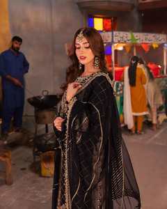 Salwar Kameez en soie élégante traditionnelle afghane pour femmes, vêtement traditionnel afghan ethnique personnalisé du fabricant, 512 pièces pour - Product Image 2