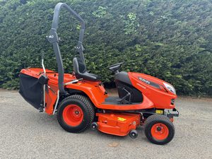 Nuevo Cortacésped Kubota GR2120 con Motor de Gasolina, Tipo de Asiento, para Jardín, Granja y Caminos - Product Image 6