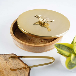 Caja Roti de madera beige de alta calidad con tapa desmontable y pinzas de forma redonda Chapati Utensilios de cocina para servir Roti en la cocina - Product Image 1