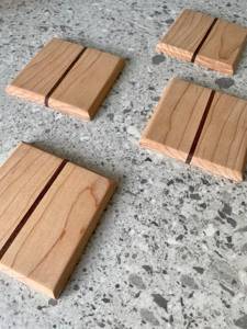 ชุดถาดรองแก้วทำด้วยมือทำจากไม้วอลนัทสแควร์ที่สมบูรณ์แบบสำหรับบ้านโรงแรมชาเครื่องดื่มตกแต่งโต๊ะและอุปกรณ์รับประทานอาหารที่หรูหรา - Product Image 3