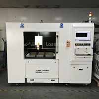 Machine de découpe laser à fibre de haute précision LM-8080Q, découpeuse laser CNC pour le traitement des plaques métalliques fines et moyennes