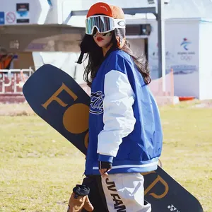 Oem Haute Qualité Écusson Broderie Femmes Collège Personnalisé Baseball Bomber Letterman Crop Cuir mode wear - Product Image 2