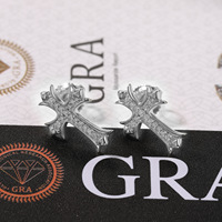 Boucles d'oreilles clous croix en argent sterling 925 avec moissanite étincelante, bijoux classiques en gros pour accessoires hip-hop