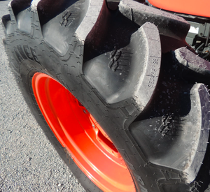 2023 pour Kubota M7-132 de luxe Top flambant neuf chargeuse-pelleteuse prêt à être expédié dans le monde entier bon état heures basses caractéristiques pompe à noyau - Product Image 6