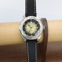 Montres de plongée pour hommes Acier 316L Saphir lumineux Plongée automatique Lunette en céramique 200m Mouvement mécanique étanche Montre NH35