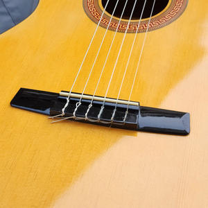 جيتار للمبتدئين بحجم كامل 39 بوصة، جيتار كلاسيكي بأوتار نايلون، طراز هونر الأصلي HC06 - Product Image 3