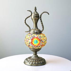 Lampe de table artisanale Mouzaik design d'inspiration marocaine économe en énergie personnalisable - Product Image 5