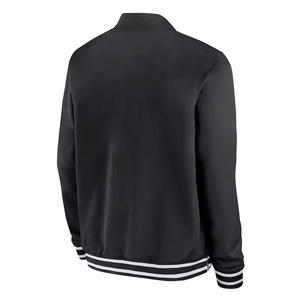 Chaqueta de bombardero acolchada ligera Chaqueta de Letterman vintage de satén con cremallera completa Cuello alto bordado Servicio OEM - Product Image 4