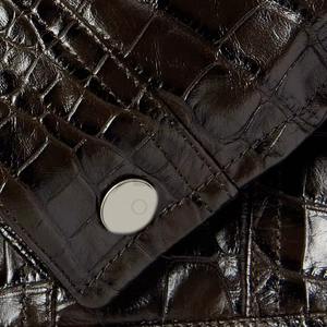 Veste en cuir ajustée de style zippé avec un design texturé pour l'extérieur et les voyages, légère, confortable et décontractée - Product Image 6