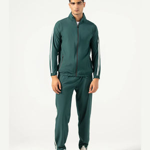 Conjunto Deportivo Elegante con Textura Suave y Diseño Moderno de Ropa Urbana, Chándal Premium con Corte Holgado - Product Image 1